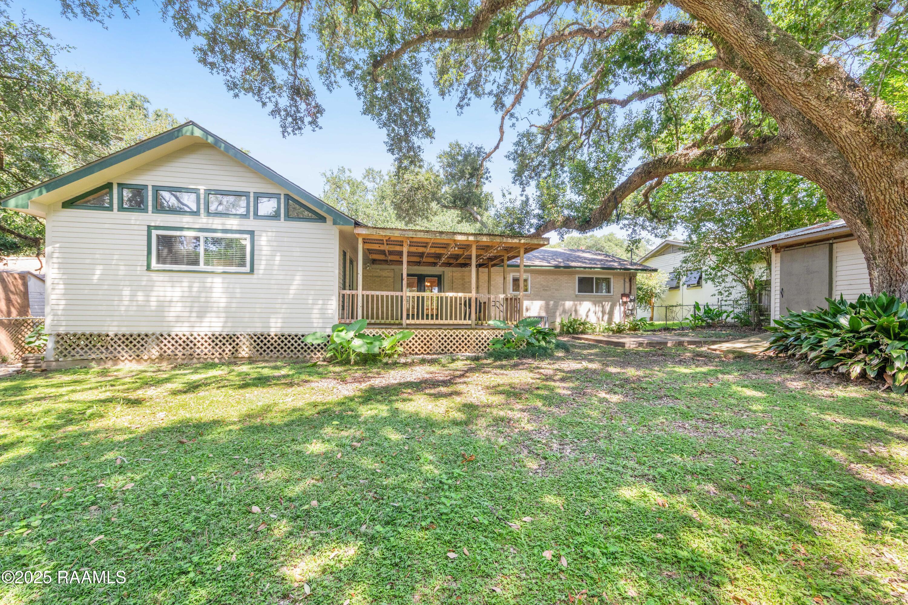 114 Homas Road Lafayette, LA 70501 - Photo 30 of 31 114Homas-14