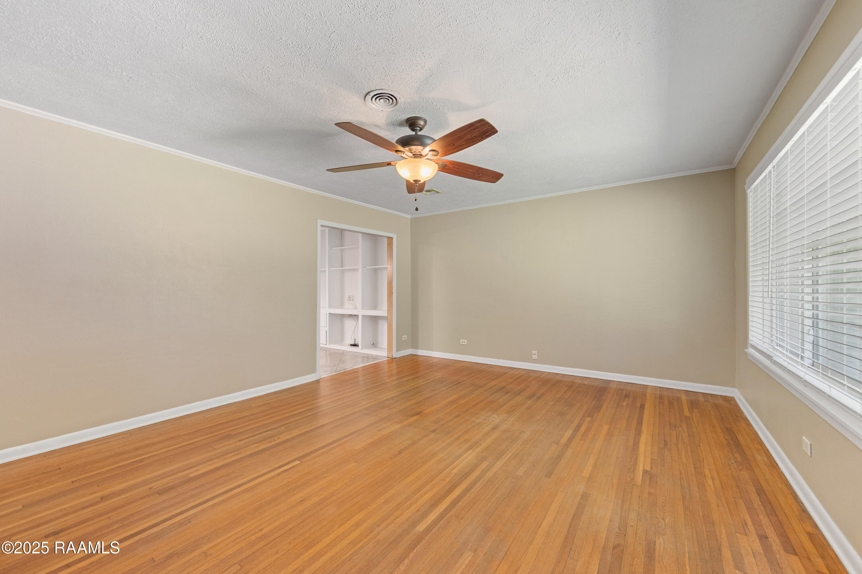 114 Homas Road Lafayette, LA 70501 - Photo 5 of 31 114Homas-21