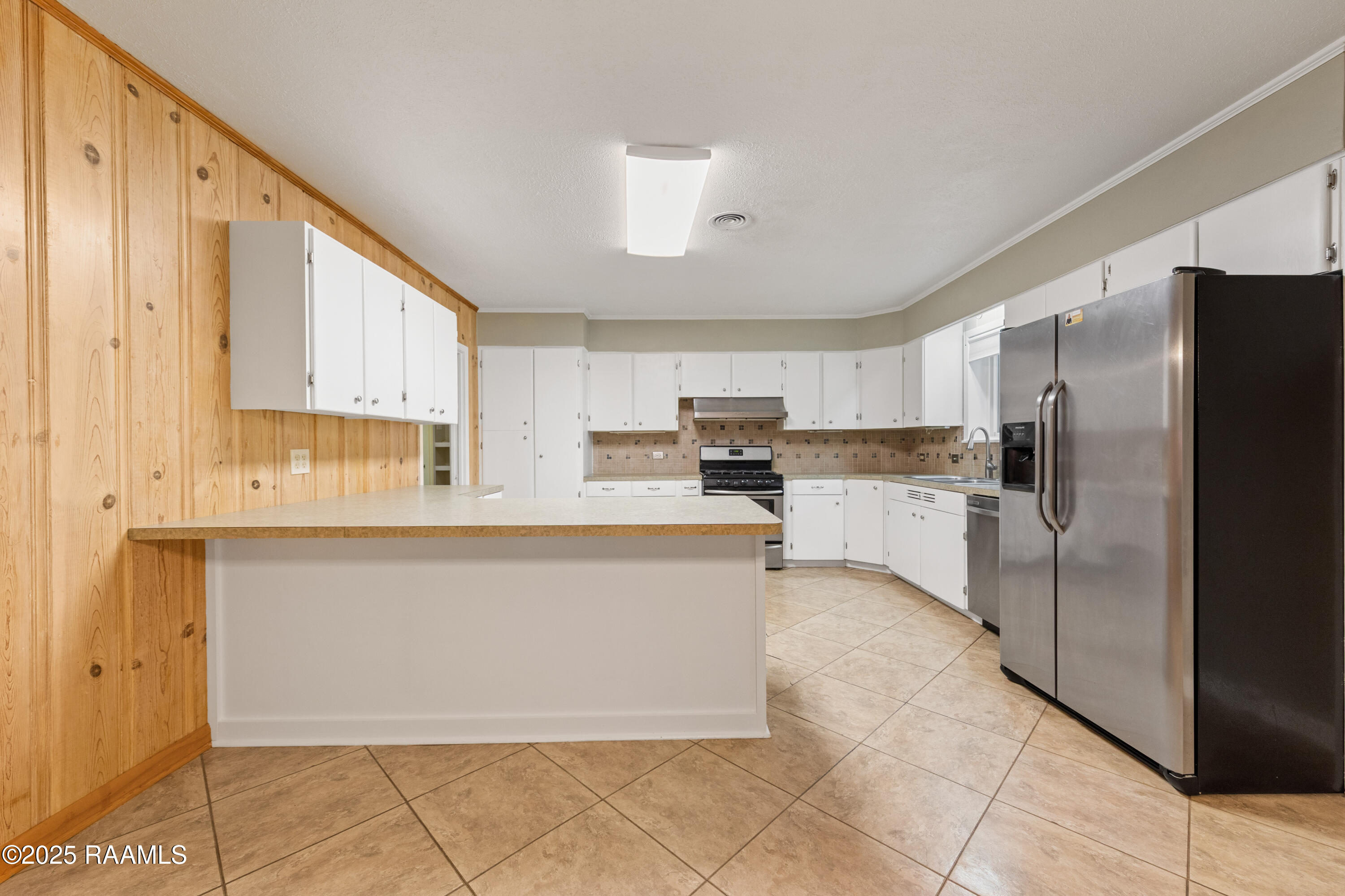114 Homas Road Lafayette, LA 70501 - Photo 10 of 31 114Homas-33