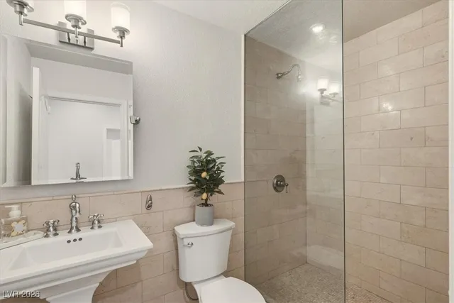 $1,139,000 | 2508 Monarch B, Las Vegas, NV 89128