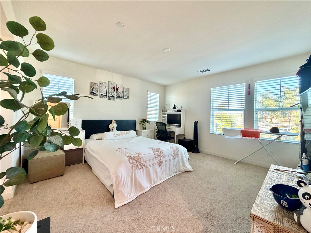 4248 Vermillion Court Riverside, CA 92505 - Photo 15 of 25