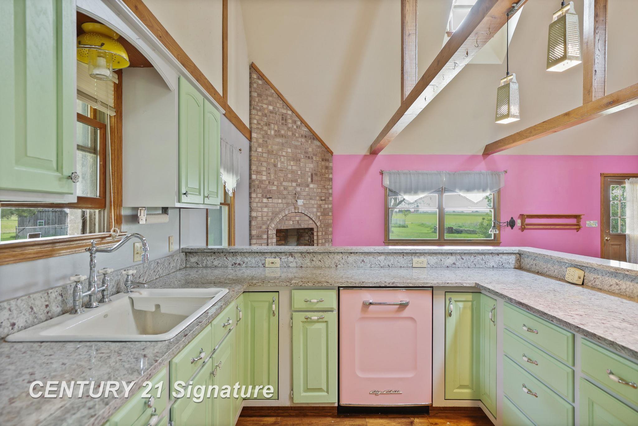 720 Pt Crescent Rd Port Port Austin, MI 48467 - Photo 16 of 79