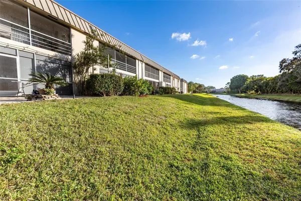 $2,100 | 10693 North Military Trail, Unit 14, Palm Beach Gardens, FL 33410
