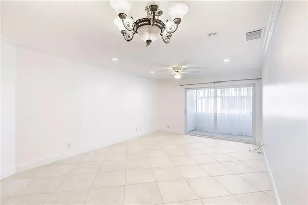 $2,100 | 10693 North Military Trail, Unit 14, Palm Beach Gardens, FL 33410