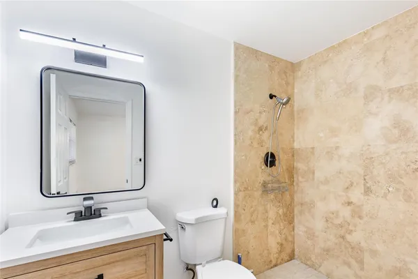 $2,100 | 10693 North Military Trail, Unit 14, Palm Beach Gardens, FL 33410