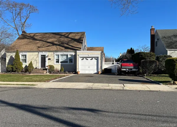 $710,000 | 95 Clark Avenue, Massapequa, NY 11758