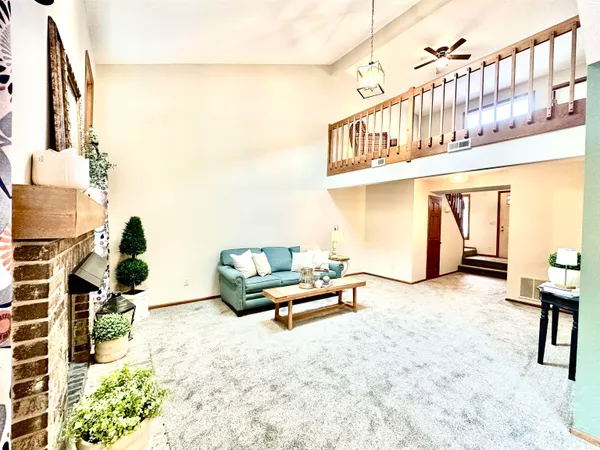 $186,000 | 7130 Thamesford Drive, Fort Wayne, IN 46835