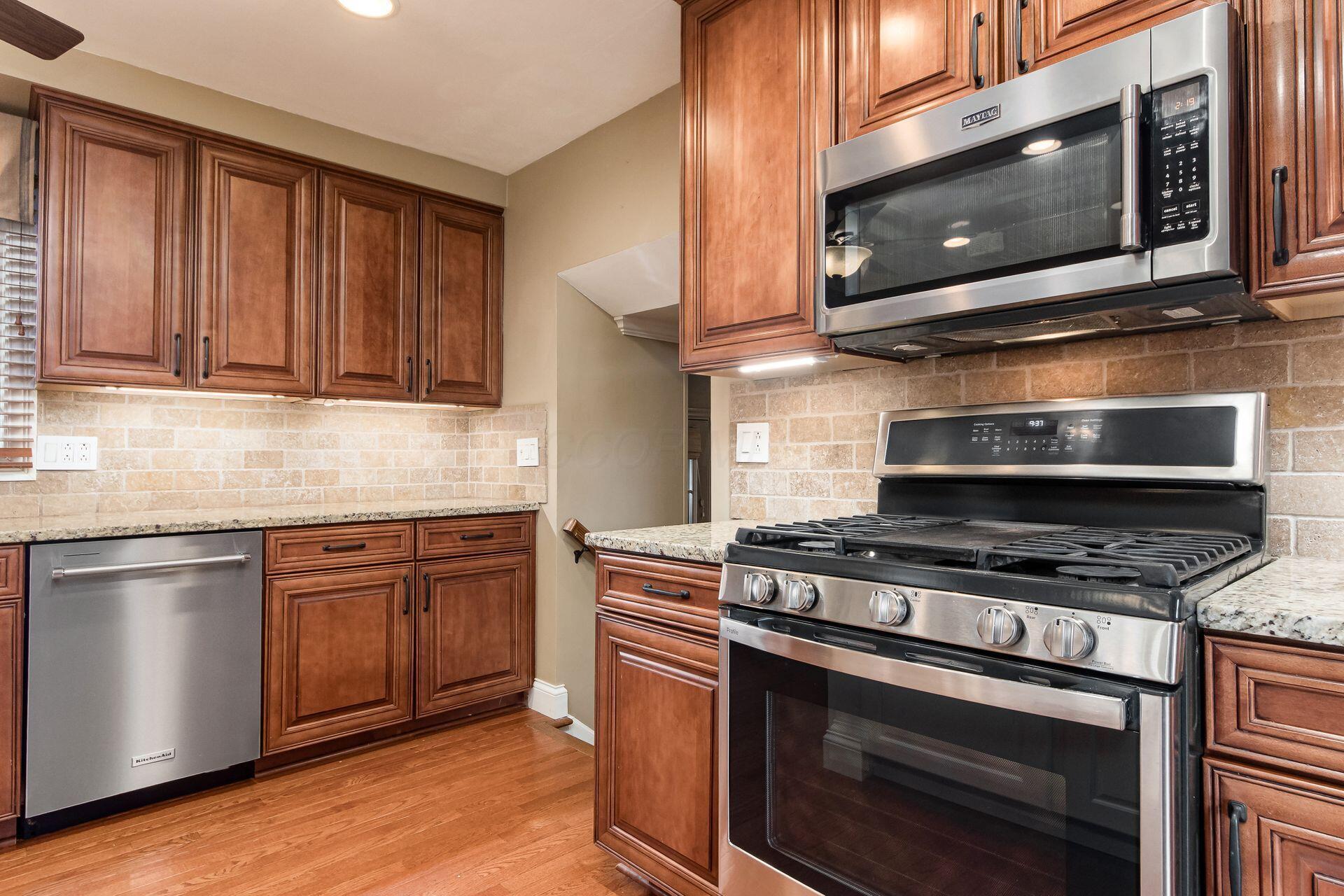 5881 Rocky Rill Road Columbus, OH 43235 - Photo 17 of 45 018_ Rd Columbus OH 43235 USA