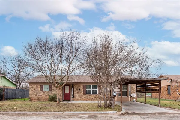 $139,900 | 105 State Drive, Brady, TX 76825
