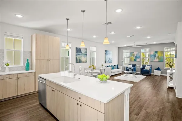 $3,300 | 2624 Metcalfe Road, Unit 8, Austin, TX 78741