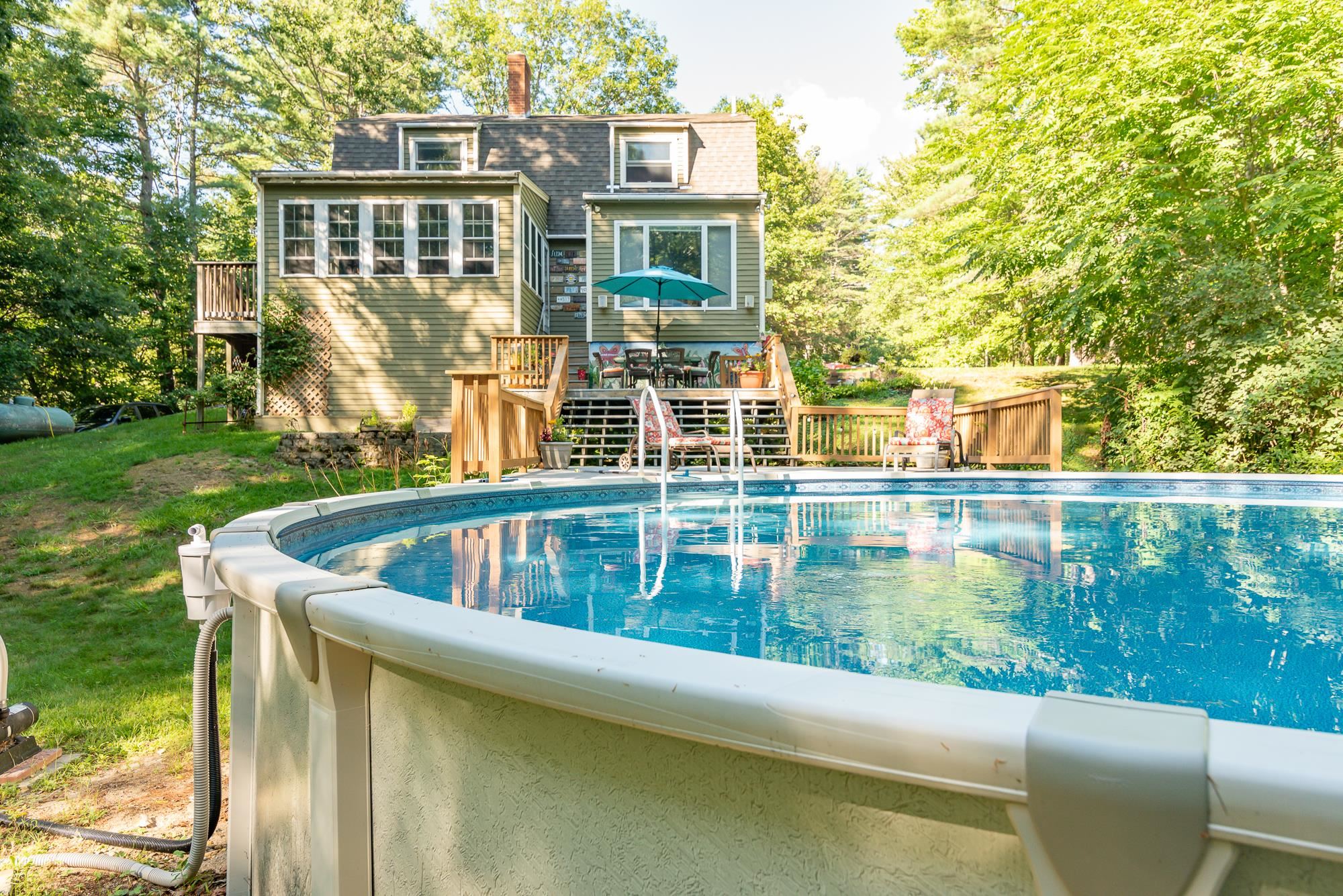 52 Estes Road Rochester, NH 03839 - Photo 11 of 40