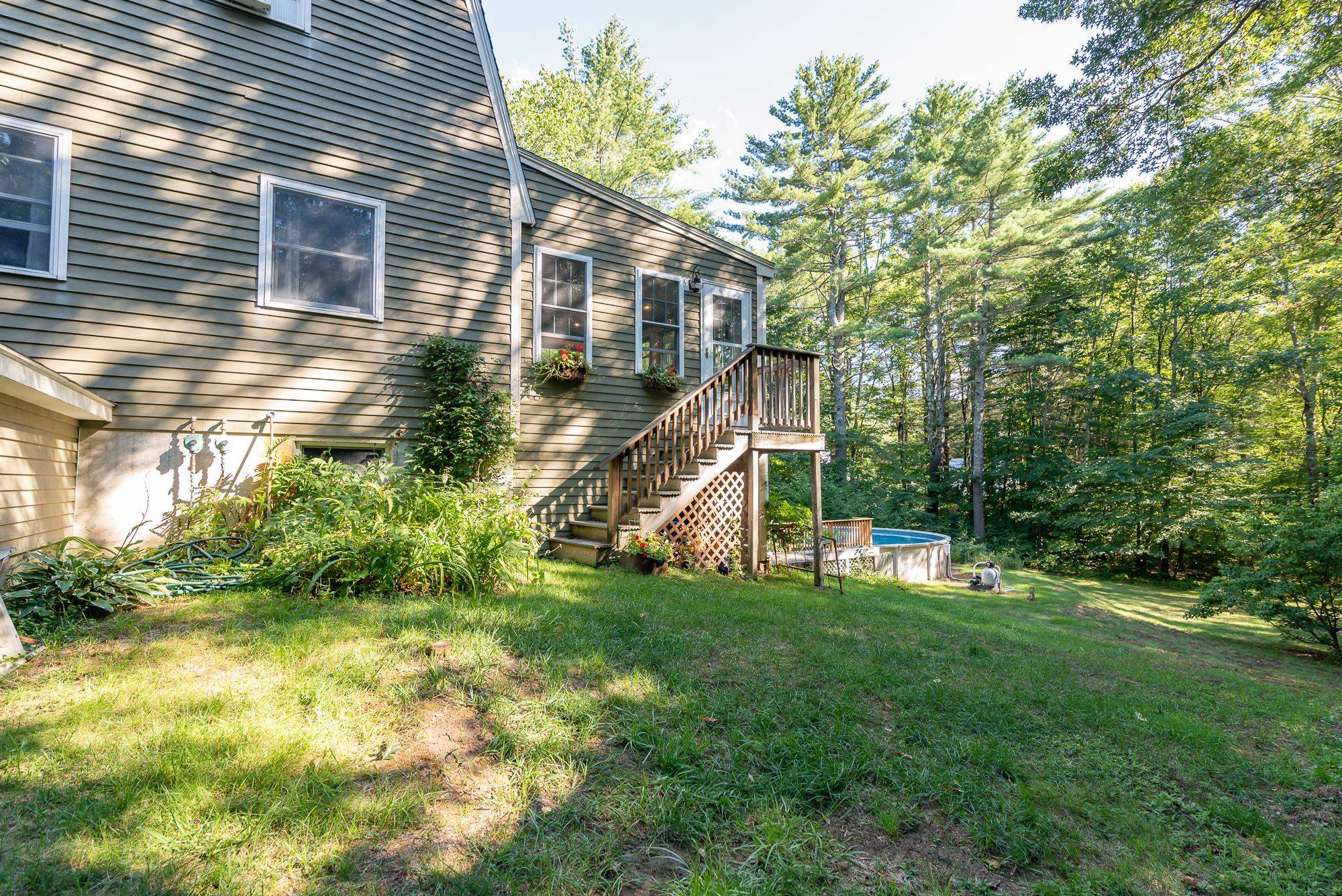 52 Estes Road Rochester, NH 03839 - Photo 6 of 40