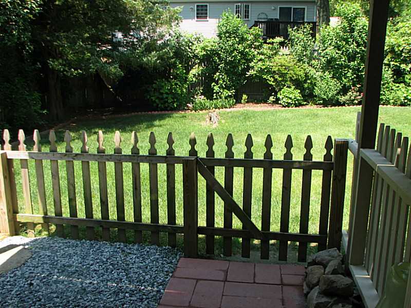 14 What Cheer Road Narragansett, RI 02882 - Photo 22 of 25 Yard/Garden.