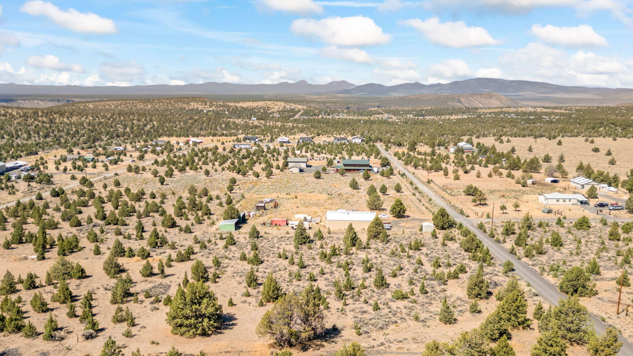 600 Southeast Tacoma Road Prineville, OR 97754 - Photo 19 of 38 19-web-or-mls-17
