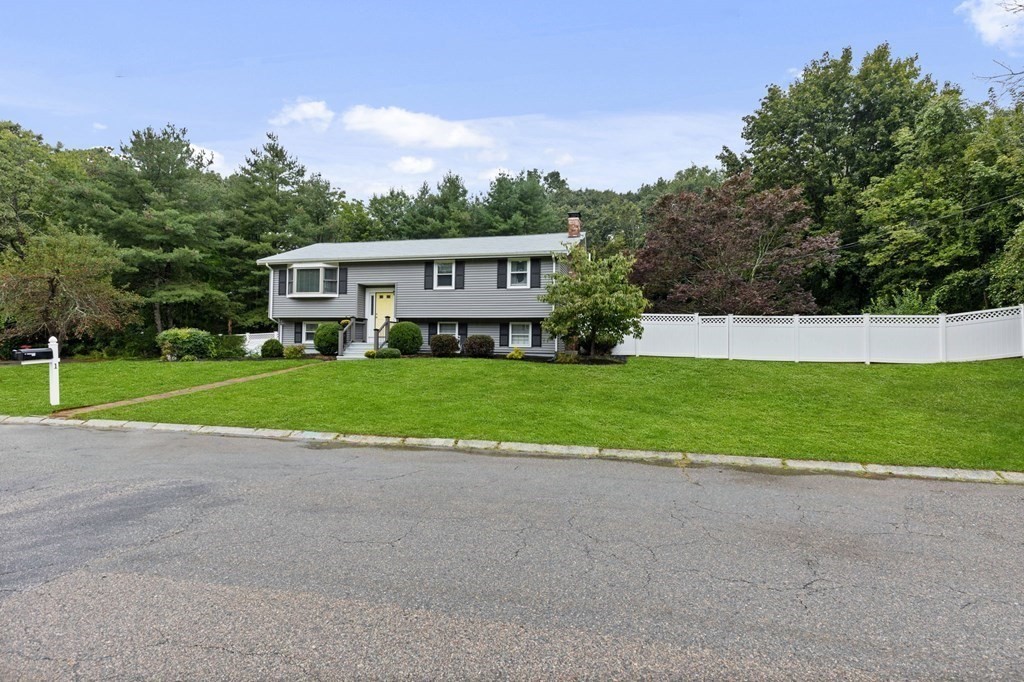 1 Sears Road Foxboro, MA 02035 - Photo 2 of 29 Gallery Image 2