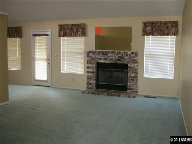 390 Kilborne Avenue Reno, NV 89509 - Photo 4 of 9 Photo 4