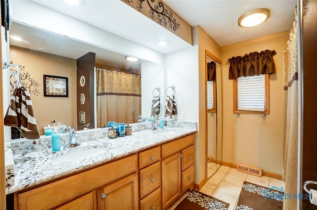 25 Lansdowne Road Toledo, OH 43623 - Photo 38 of 49 Gallery Image 38