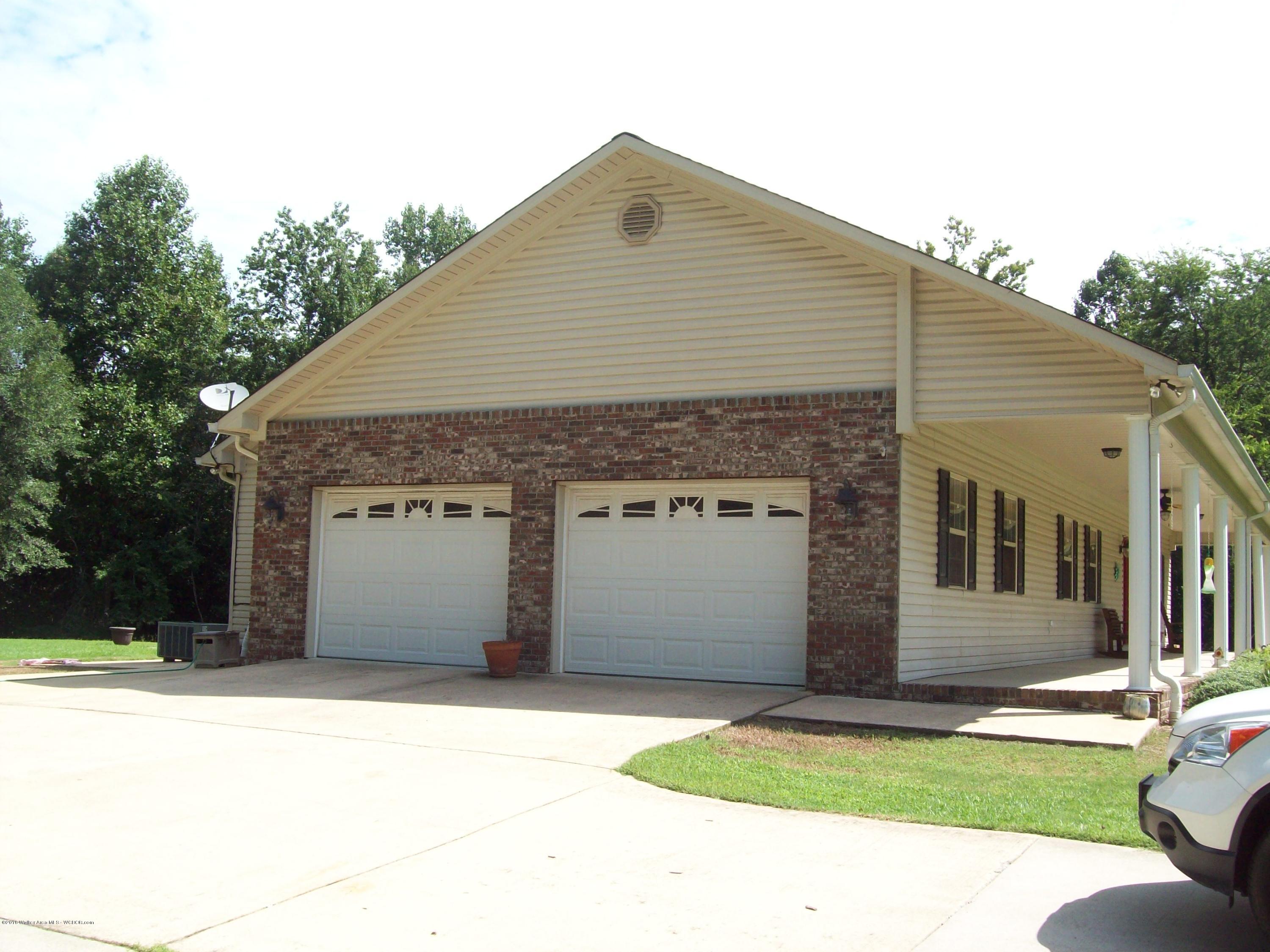 513 Robinson Road Jasper, AL 35504 - Photo 6 of 35 Gallery Image 6