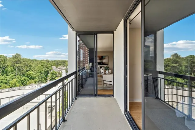 $275,000 | 3481 Lakeside Drive Northeast, Unit 1508, Atlanta, GA 30326