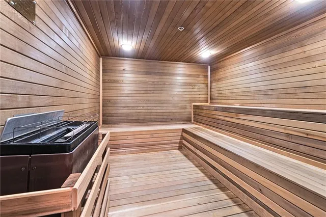 $275,000 | 3481 Lakeside Drive Northeast, Unit 1508, Atlanta, GA 30326