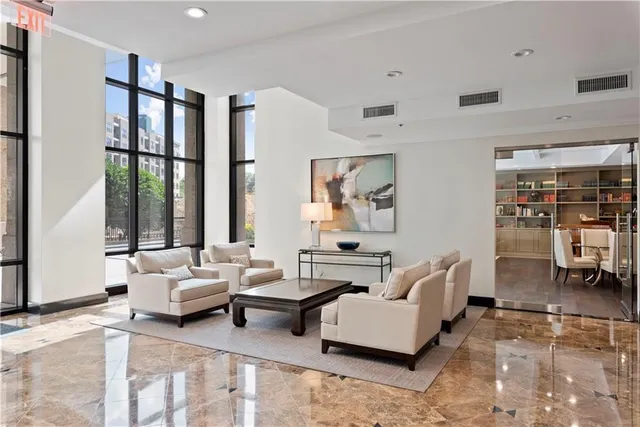 $275,000 | 3481 Lakeside Drive Northeast, Unit 1508, Atlanta, GA 30326