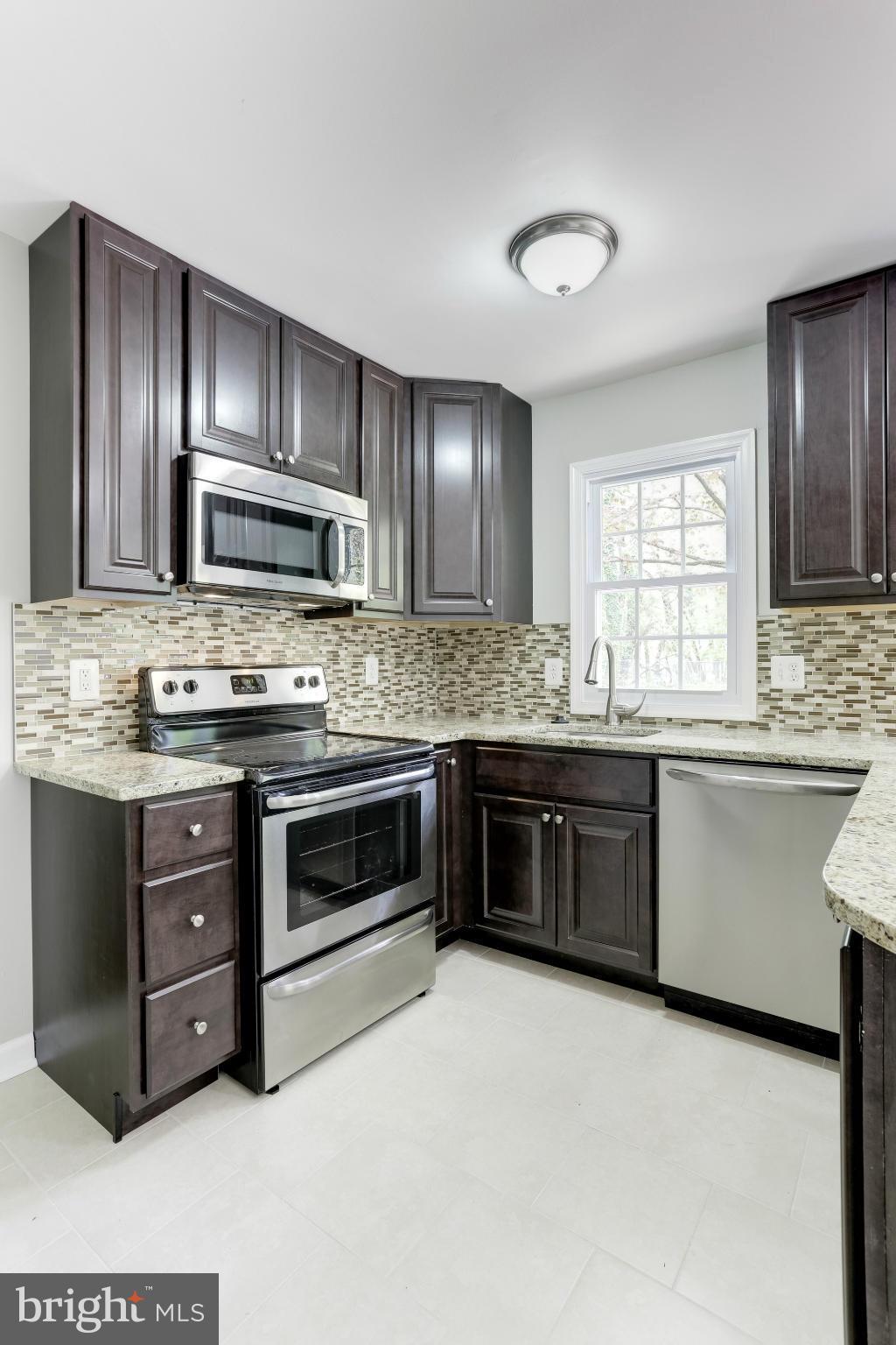 9309 Locksley Road Fort Washington, MD 20744 - Photo 14 of 30 Kitchen