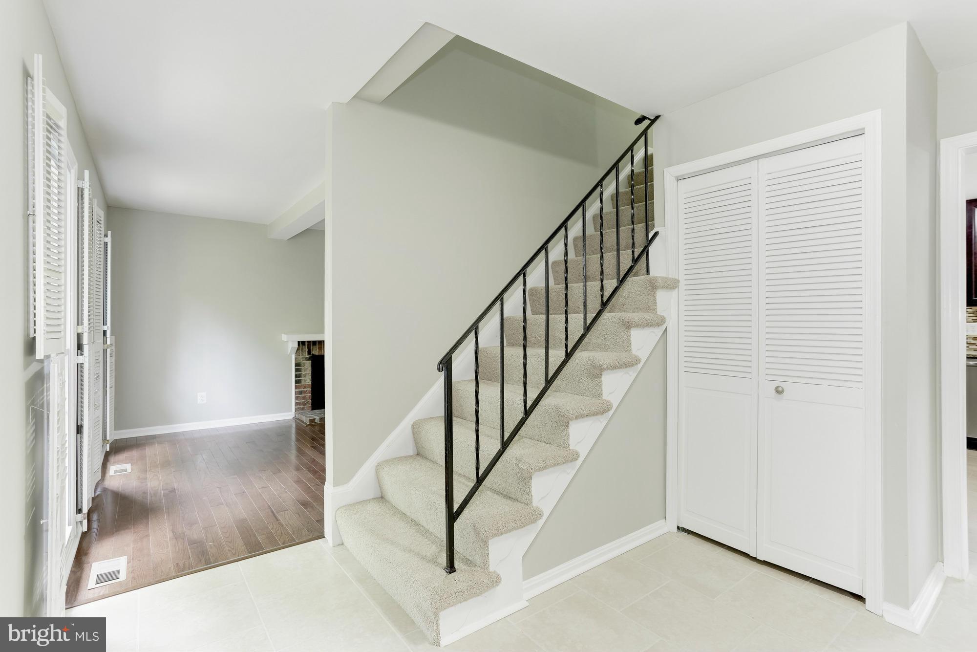 9309 Locksley Road Fort Washington, MD 20744 - Photo 3 of 30 Interior (General)