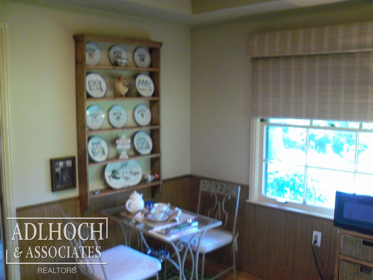 75 Colonial Road Grosse Pointe Shores, MI 48236 - Photo 11 of 19