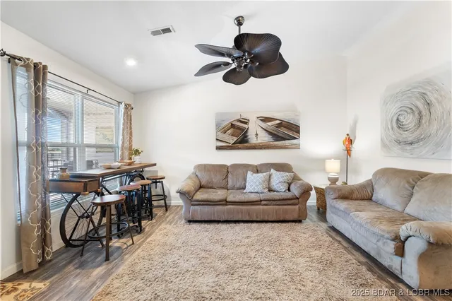 $225,000 | 40 Lighthouse Road, Unit 2301, Lake Ozark, MO 65049