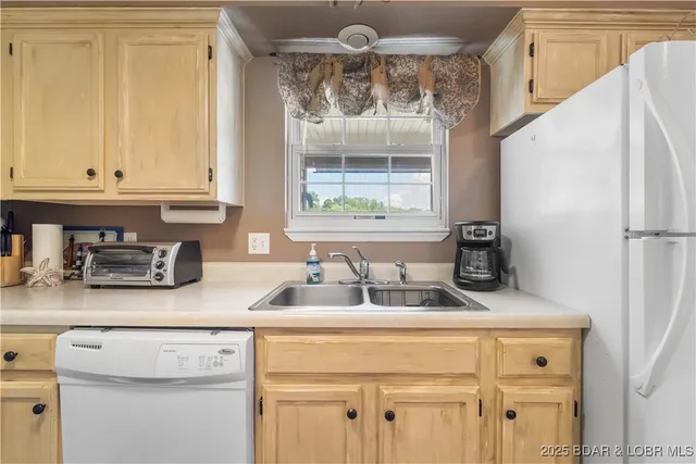 $225,000 | 40 Lighthouse Road, Unit 2301, Lake Ozark, MO 65049