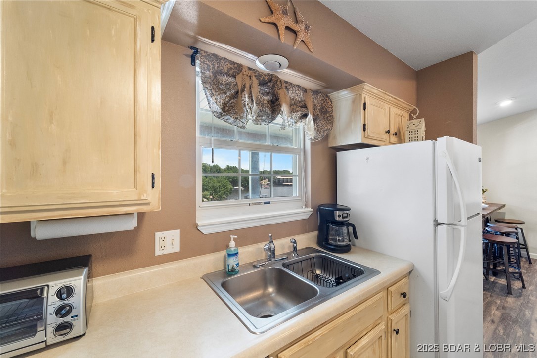 40 Lighthouse Road, Unit 2301 Lake Ozark, MO 65049 - Photo 15 of 40