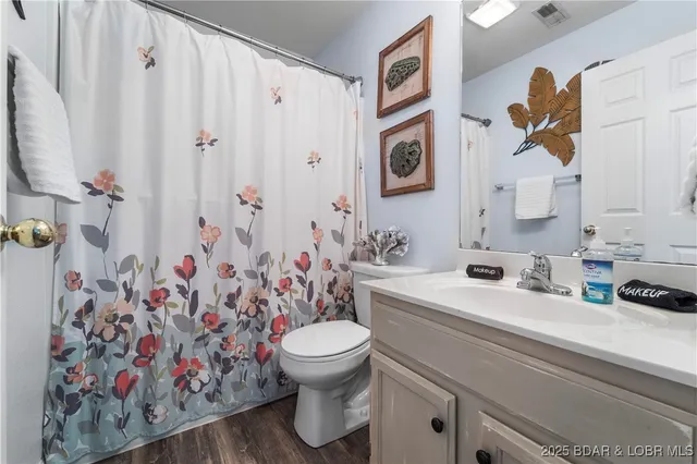 $225,000 | 40 Lighthouse Road, Unit 2301, Lake Ozark, MO 65049