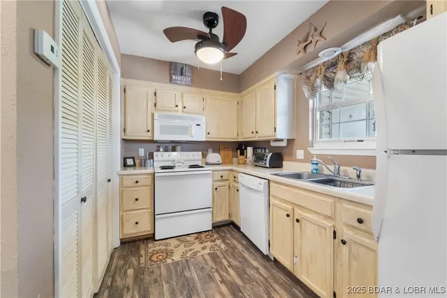 $225,000 | 40 Lighthouse Road, Unit 2301, Lake Ozark, MO 65049