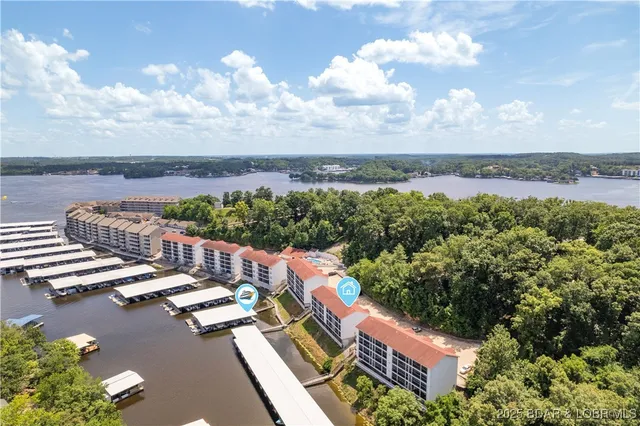 $225,000 | 40 Lighthouse Road, Unit 2301, Lake Ozark, MO 65049