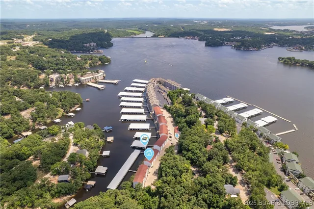 $225,000 | 40 Lighthouse Road, Unit 2301, Lake Ozark, MO 65049