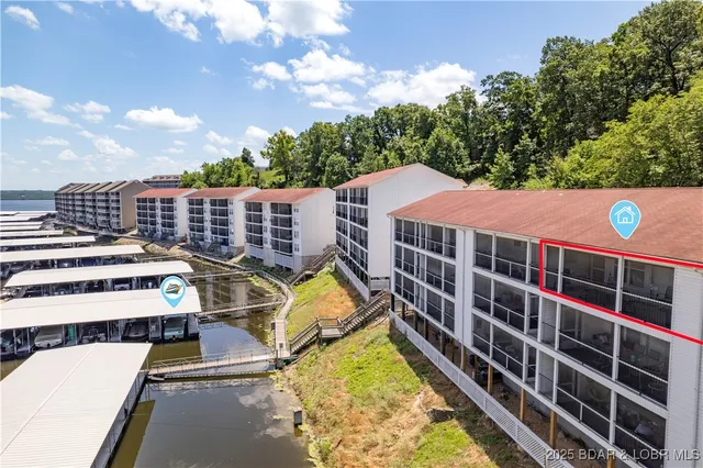 $225,000 | 40 Lighthouse Road, Unit 2301, Lake Ozark, MO 65049