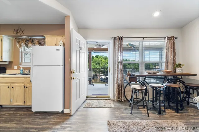 $225,000 | 40 Lighthouse Road, Unit 2301, Lake Ozark, MO 65049