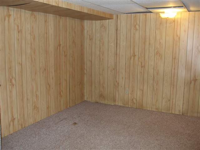 4965 Lakeshore Road Fort Gratiot, MI 48059 - Photo 5 of 12 31082597-4.JPG