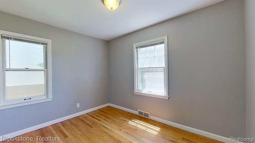 28720 West Seven Mile Road Livonia, MI 48152 - Photo 14 of 26
