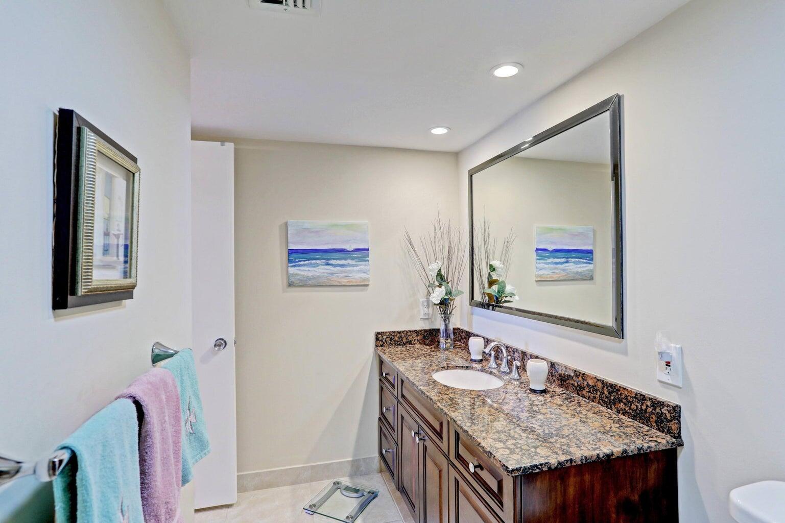 5510 North Ocean Drive, Unit 17D Singer Island, FL 33404 - Photo 48 of 57 20210409115519210822000000-o