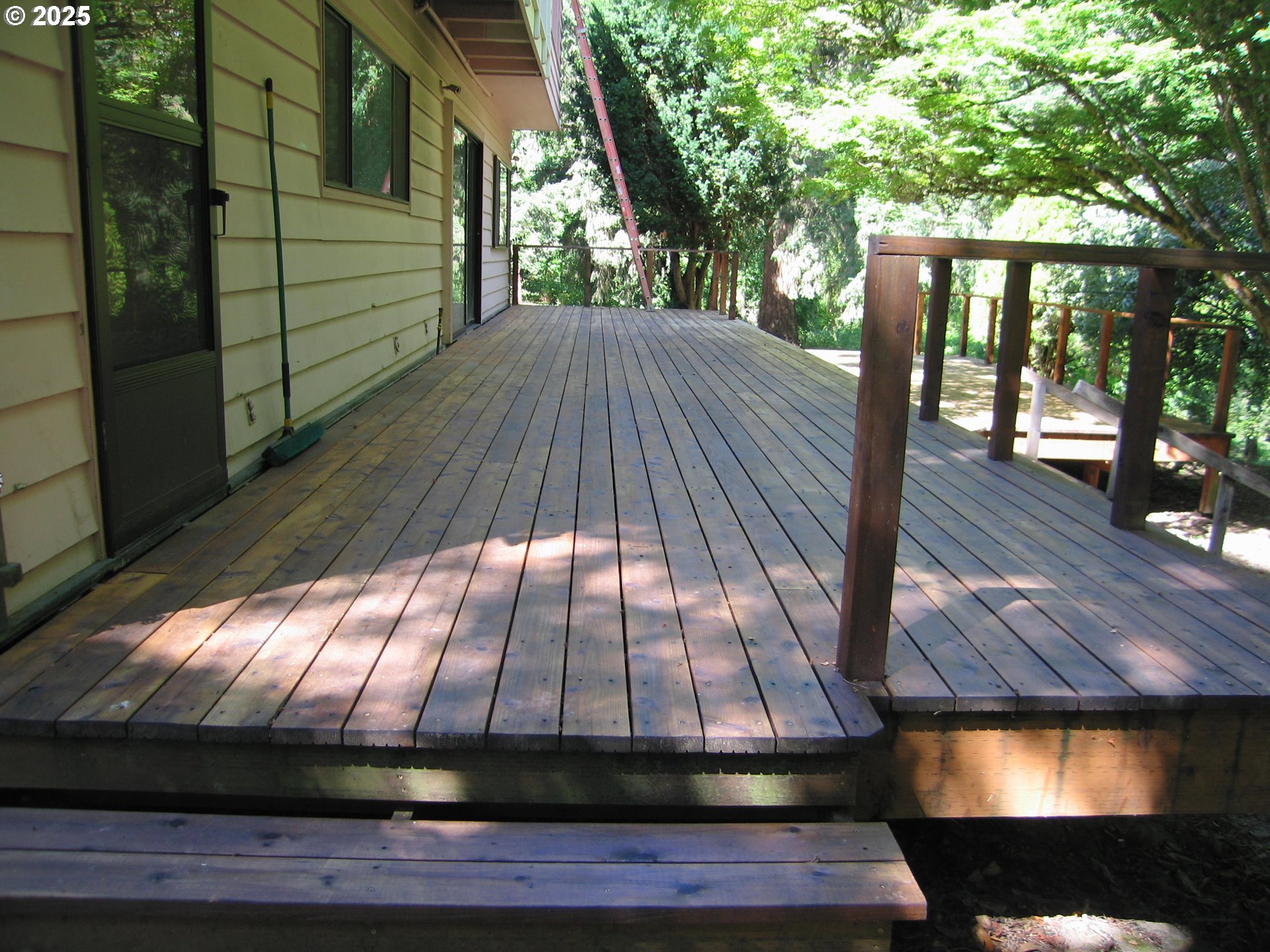 18795 Southwest Vista Street Beaverton, OR 97003 - Photo 22 of 31 a view of backyard with a deck