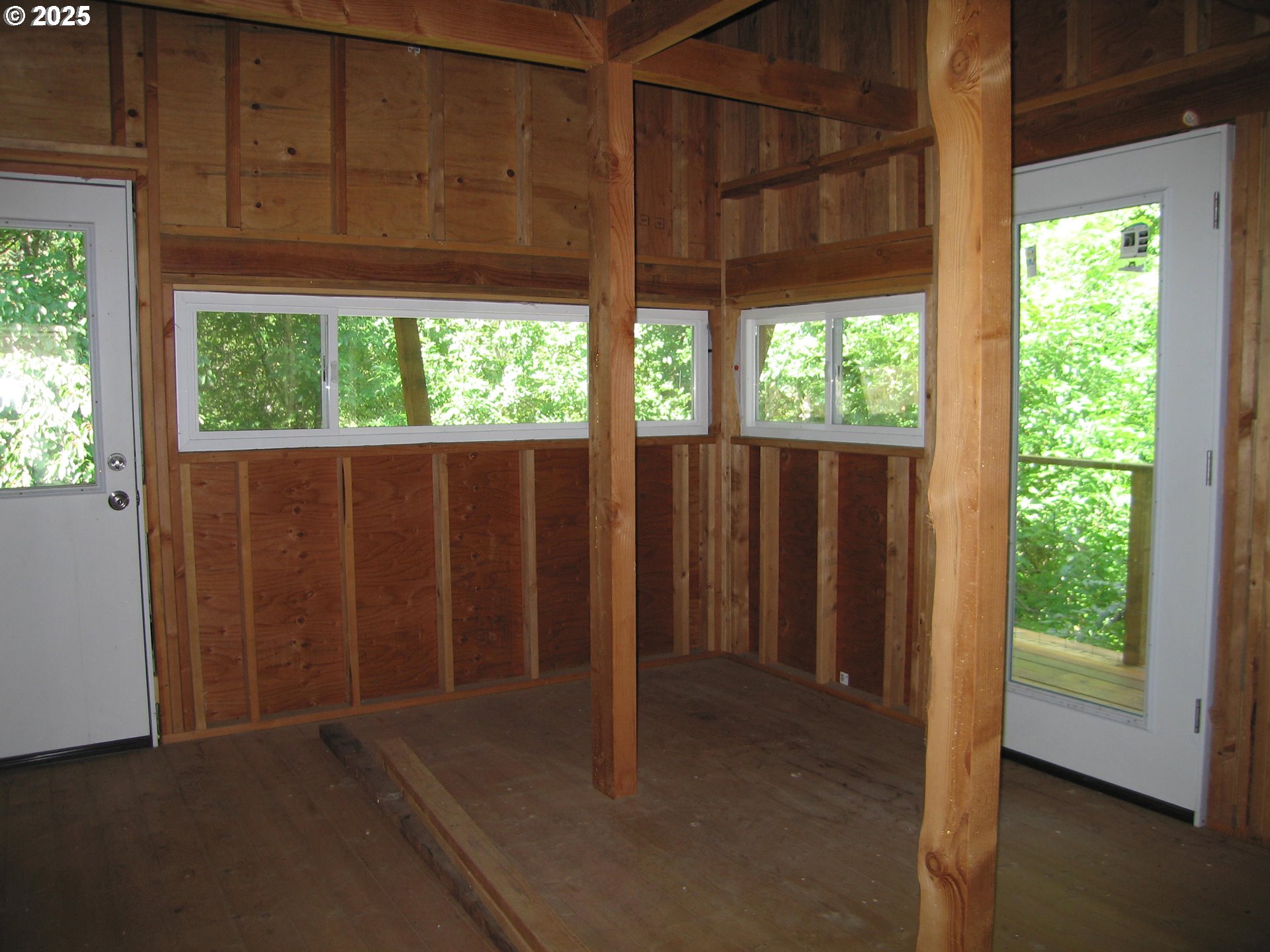 18795 Southwest Vista Street Beaverton, OR 97003 - Photo 31 of 31 a view of backyard with green space and wooden fence