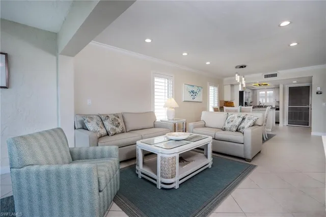 $10,000 | 271 Southbay Drive, Unit 155, Naples, FL 34108