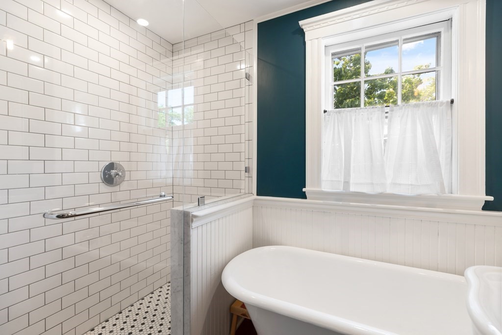 104 Audubon Road Milton, MA 02186 - Photo 15 of 25 Gallery Image 15