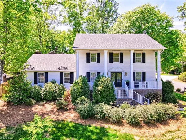 $699,000 | 1005 Westminster Drive, Greensboro, NC 27410