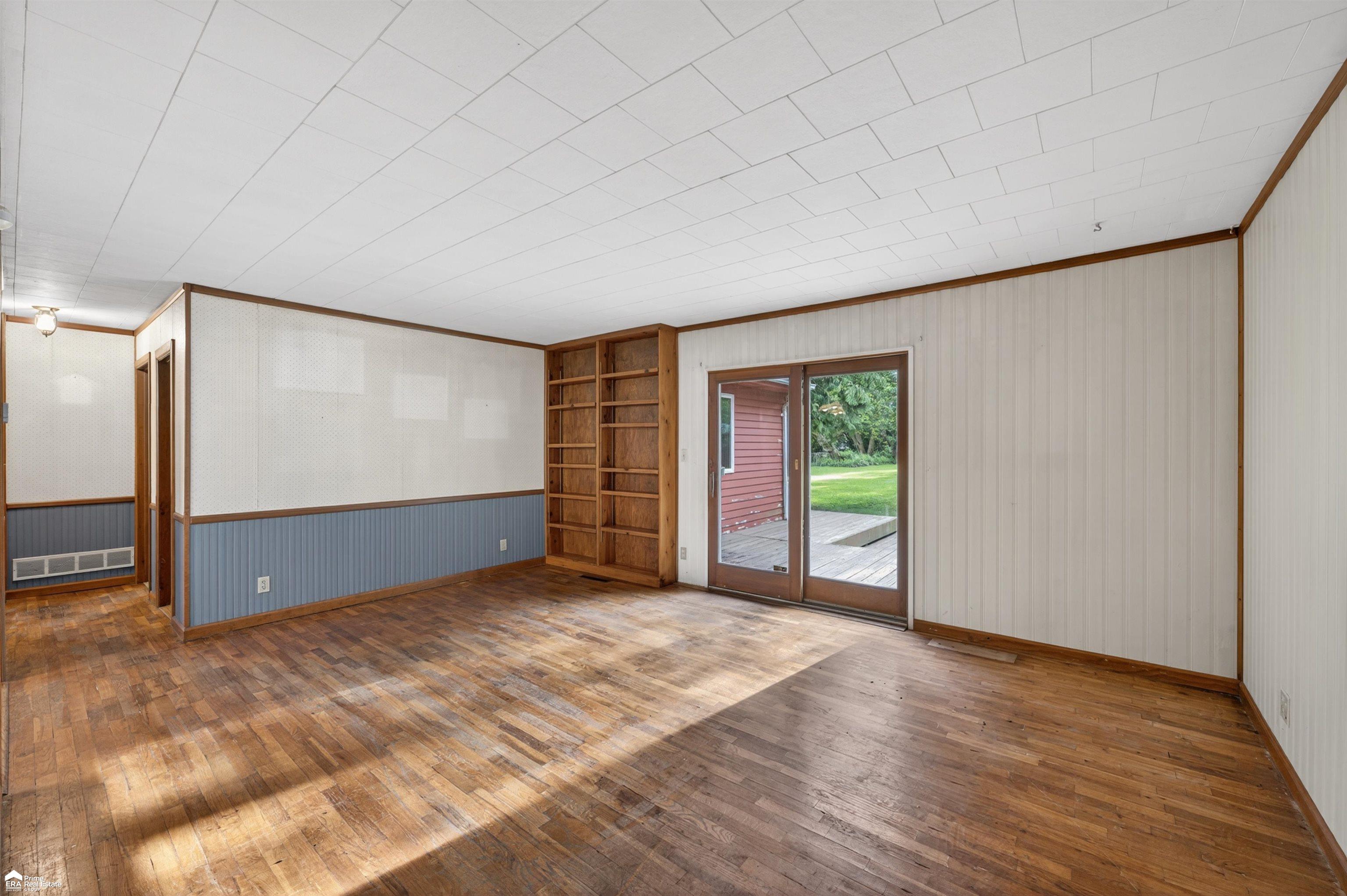 1444 South Genesee Road Burton, MI 48509 - Photo 8 of 64
