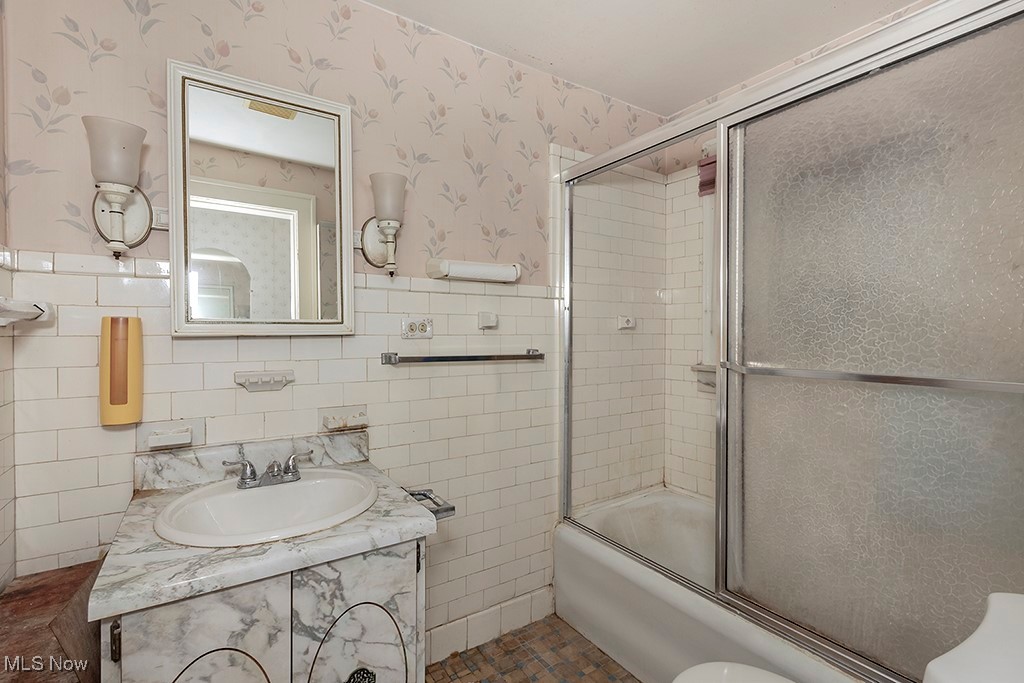 3336 Dellwood Road Cleveland, OH 44118 - Photo 27 of 42