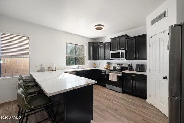 $474,850 | 1383 South Pheasant Drive, Gilbert, AZ 85296