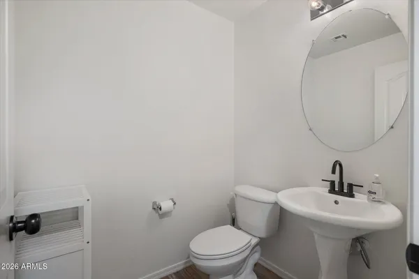 $474,850 | 1383 South Pheasant Drive, Gilbert, AZ 85296