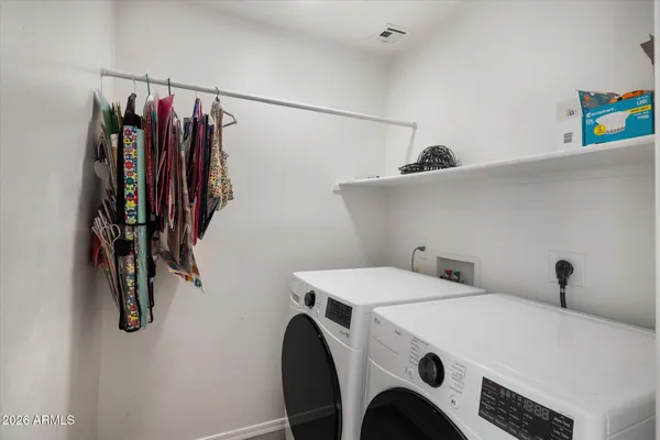 $474,850 | 1383 South Pheasant Drive, Gilbert, AZ 85296